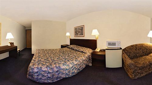 Econo Lodge West Lafayette Eksteriør billede